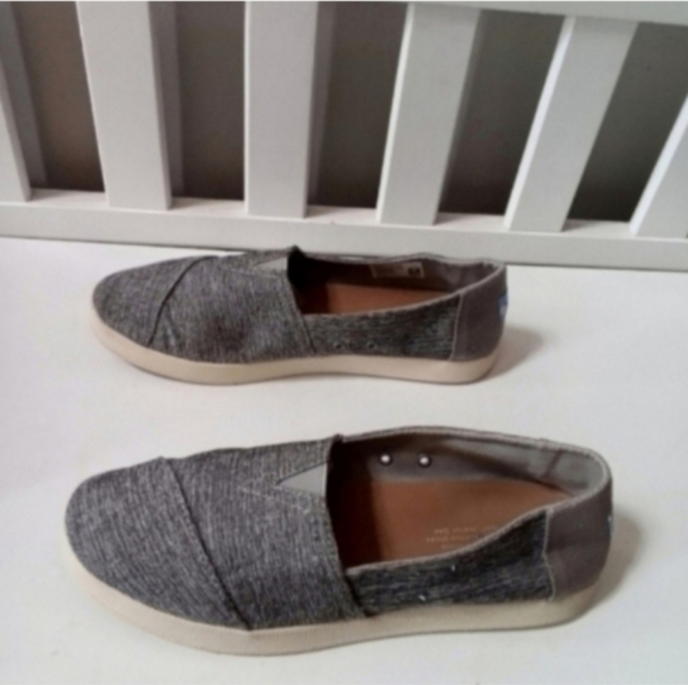 TOMS Gray Alpargata Casual Slip On Women's Shoes 8.5 Casual Nautical Vacation